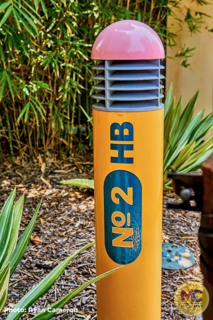 , Disneyland Update – Popping In and Bugging Out
