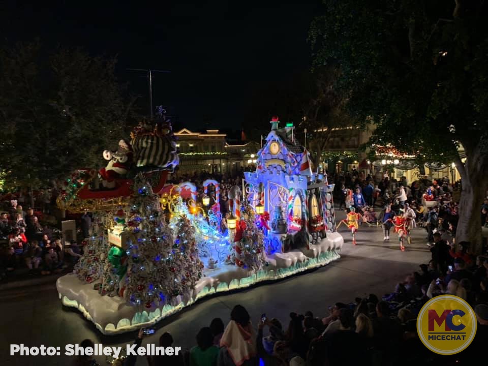 , Disneyland Update – It’s Beginning to Look a Lot Like Progress
