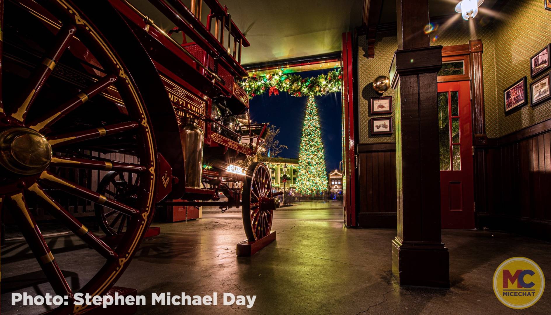 , Disneyland Update – It’s Beginning to Look a Lot Like Progress
