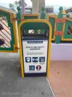 WDW-Trash-Can-Signs