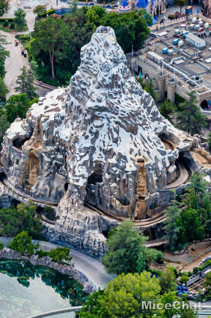 , Disneyland Update! Opportunity Knocks For Disneyland