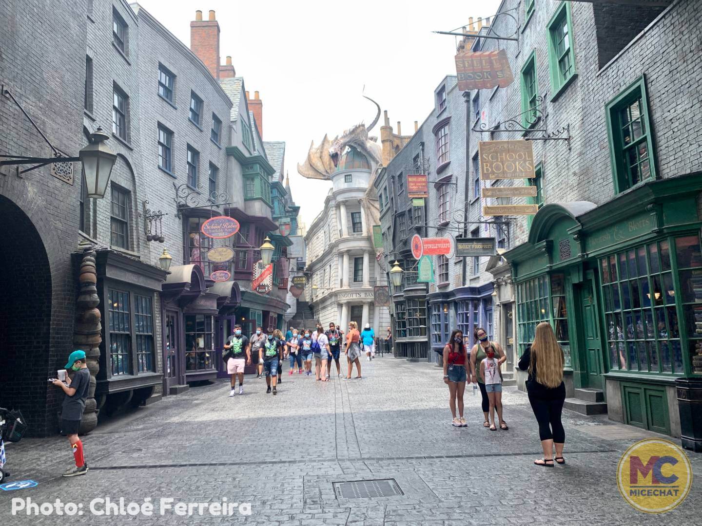 , Universal Orlando Update – Dinosaurs, Crêpes & Beetlejuice, Beetlejuice, Beetlejuice!
