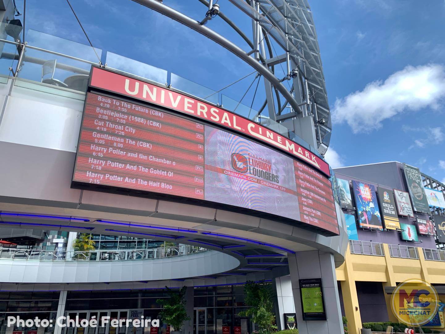 , Universal Orlando Update – Dinosaurs, Crêpes & Beetlejuice, Beetlejuice, Beetlejuice!