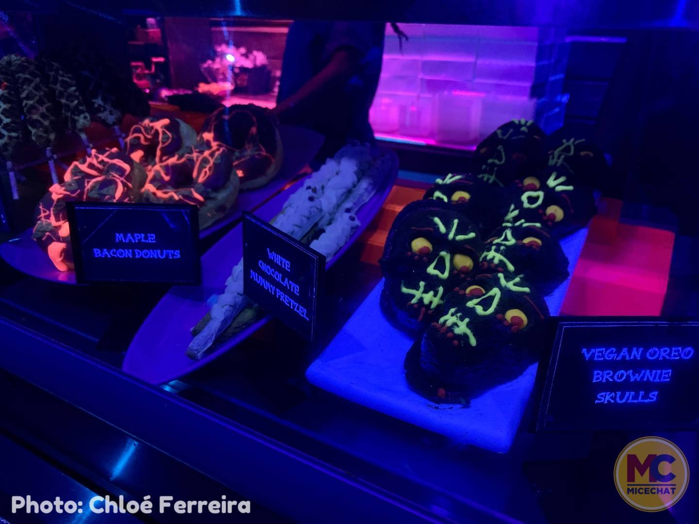 , Universal Orlando Update – Dinosaurs, Crêpes & Beetlejuice, Beetlejuice, Beetlejuice!
