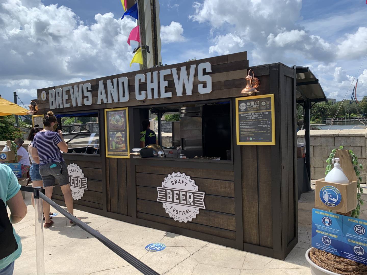 , SeaWorld Orlando’s Craft Beer Festival: A Foodie’s Paradise