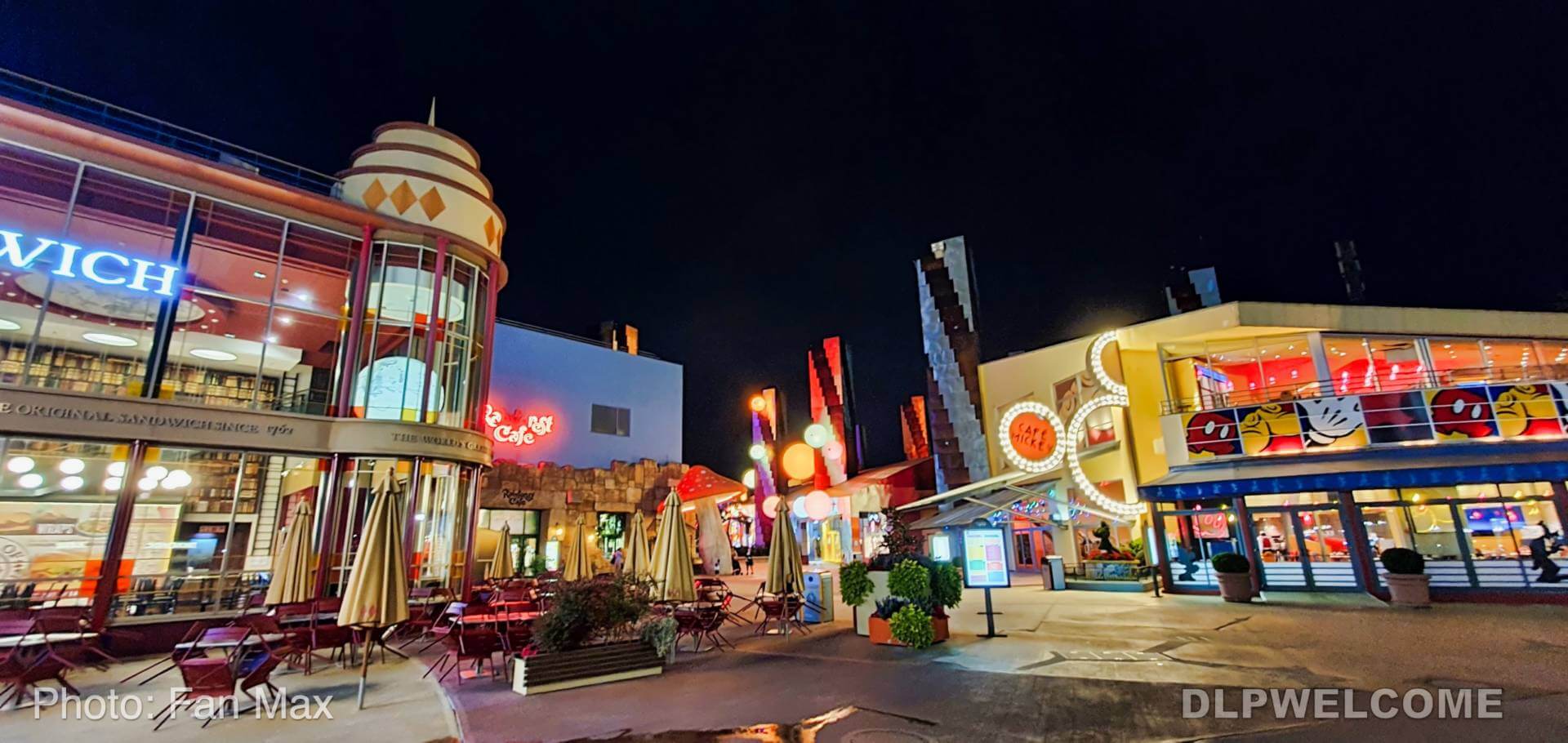 , Disneyland Paris Update: Halloween Happens, Crowds Don’t