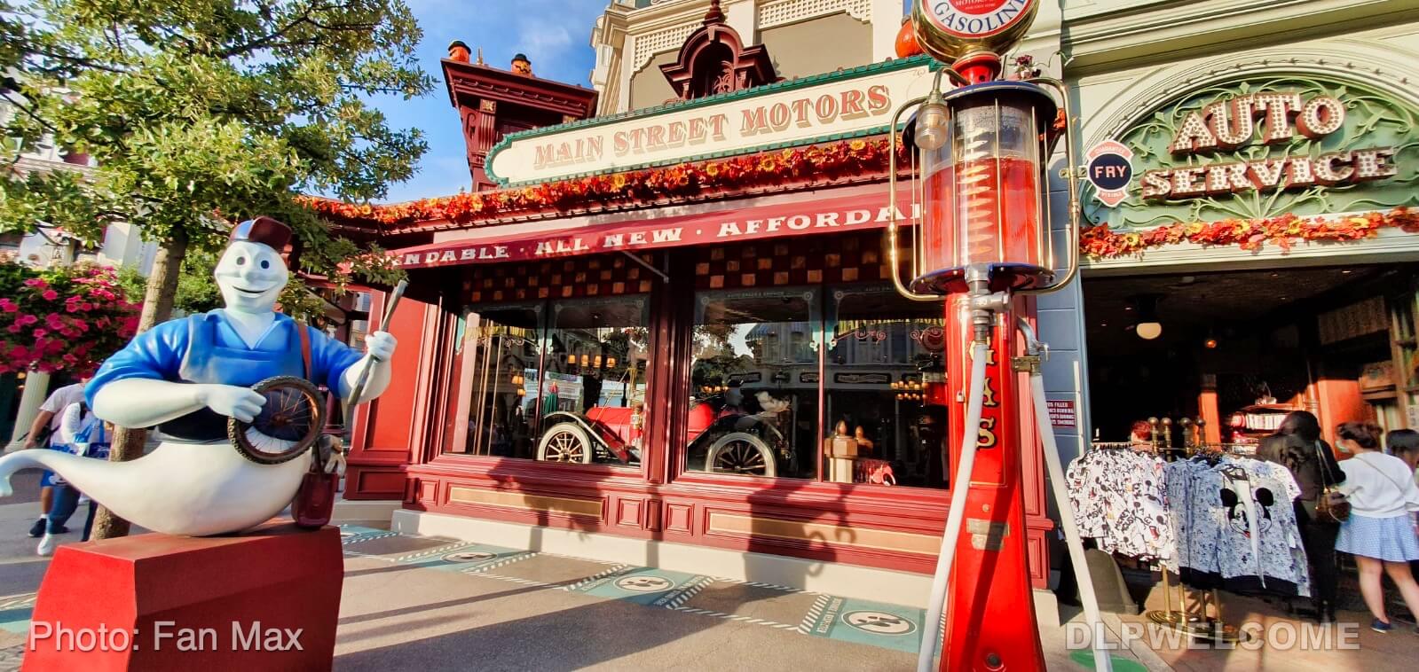 , Disneyland Paris Update: Halloween Happens, Crowds Don’t