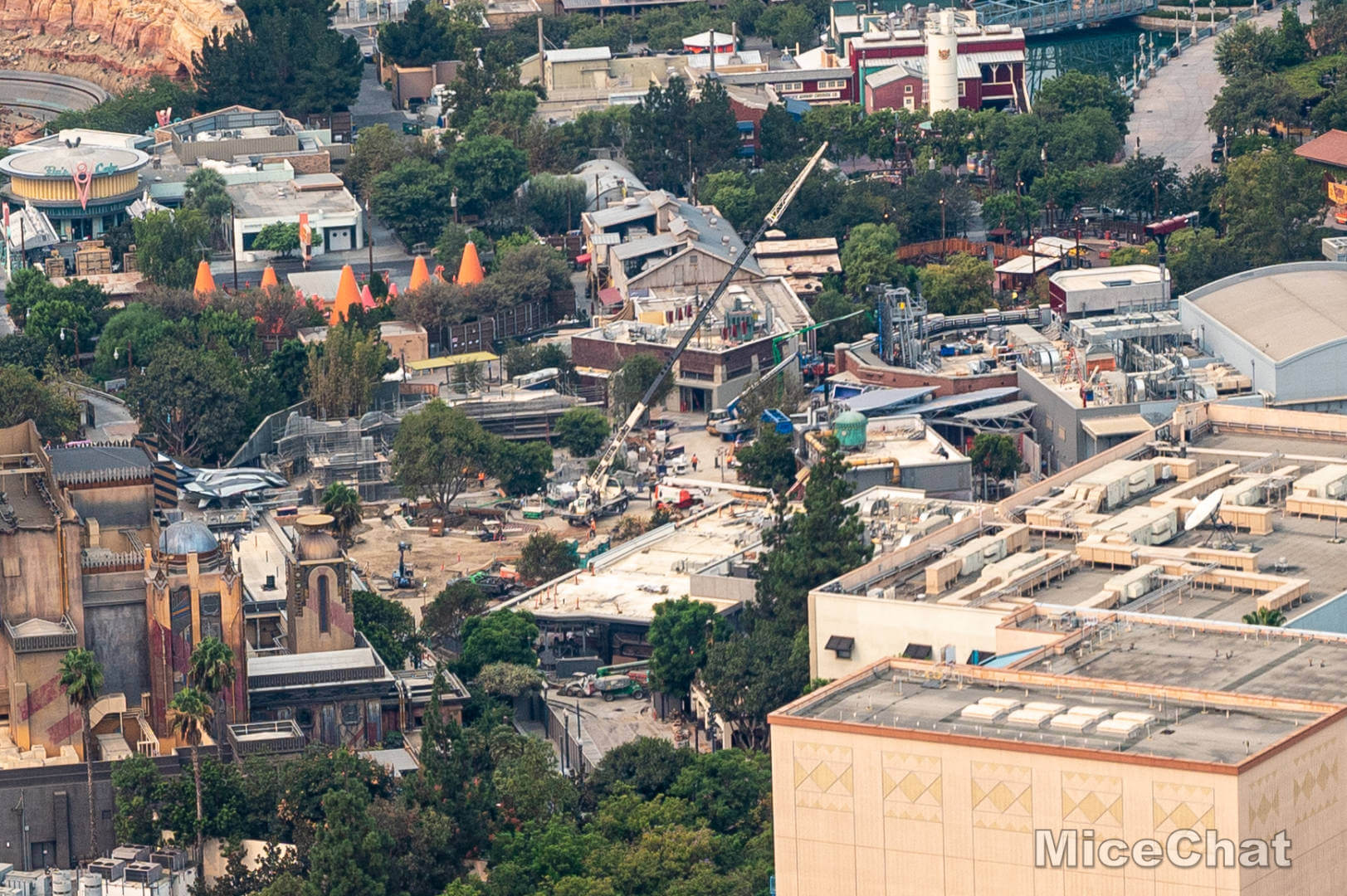 , Disneyland Update &#8211; Spooky Skies Over An Empty Kingdom