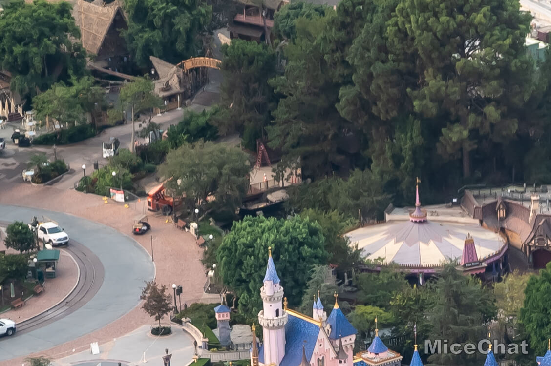 , Disneyland Update – Spooky Skies Over An Empty Kingdom