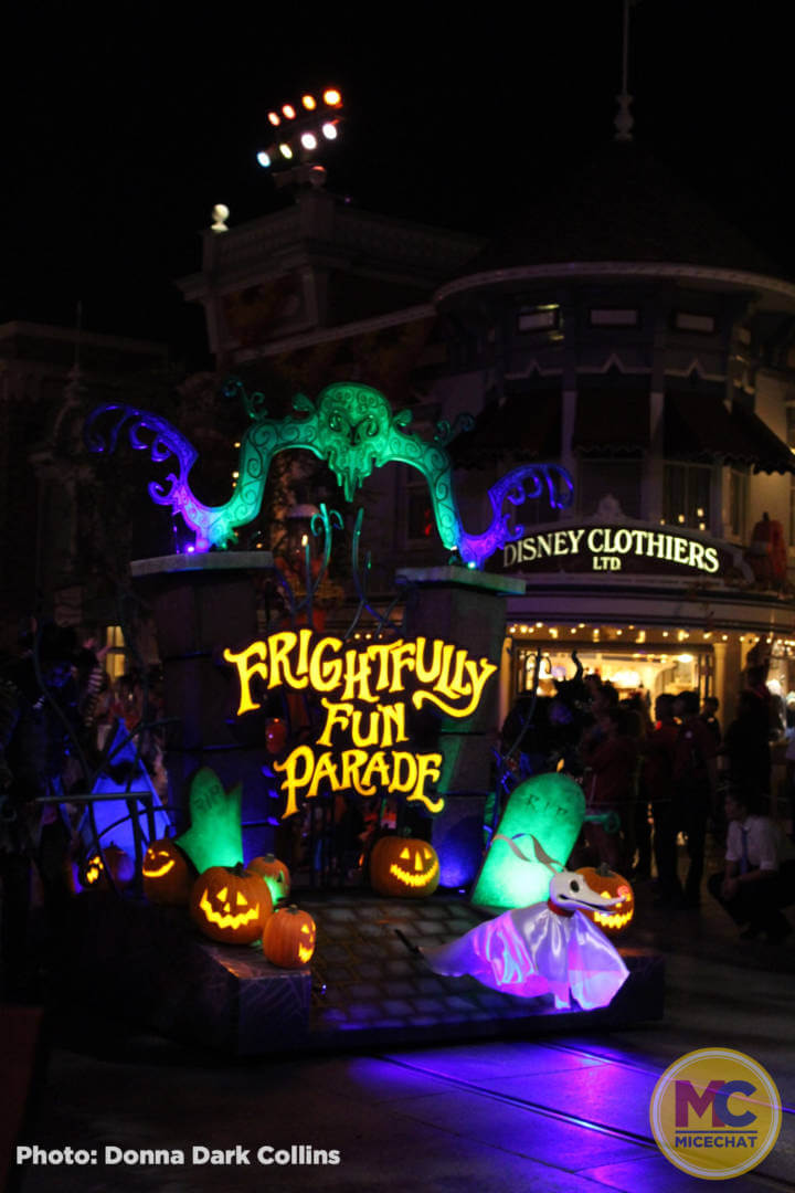 , Disneyland Update – Spooky Skies Over An Empty Kingdom