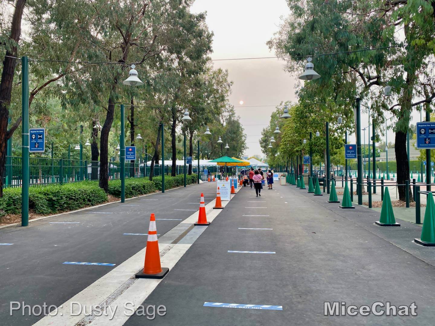 , Disneyland Update &#8211; Spooky Skies Over An Empty Kingdom