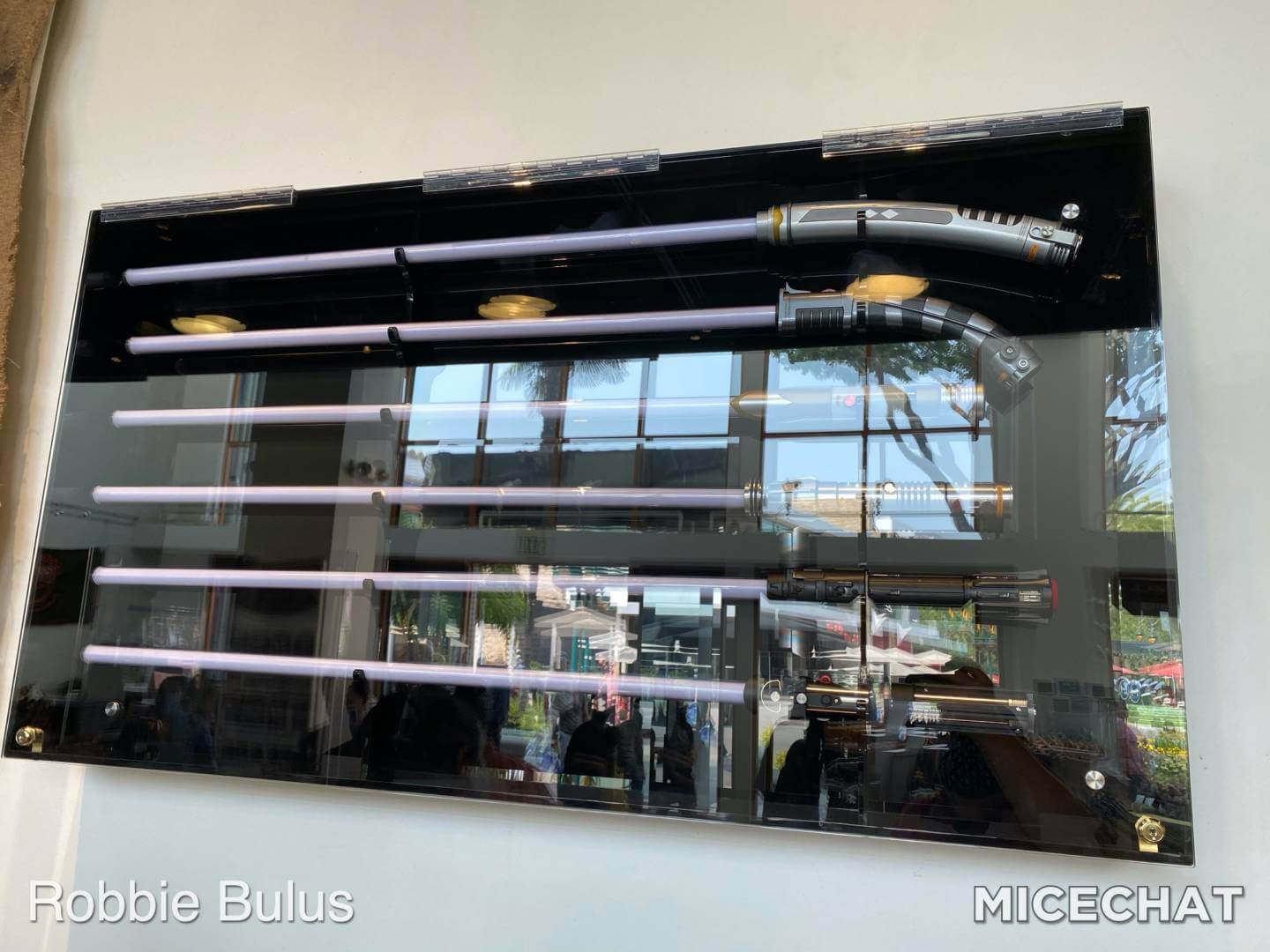 Star Wars Trading Post, Star Wars: Galaxy’s Edge Takes Over Wonderground Gallery at Downtown Disney