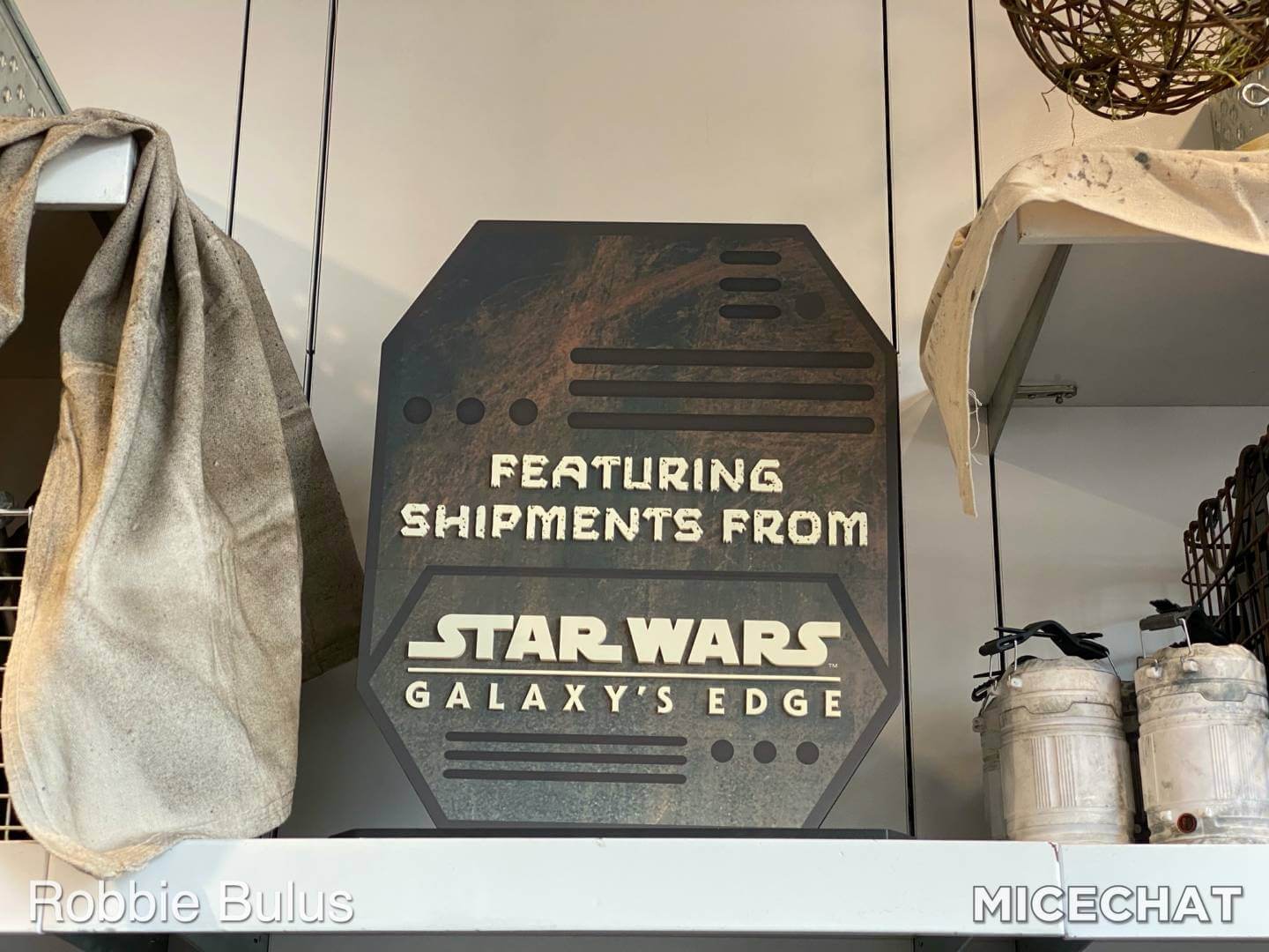 Star Wars Trading Post, Star Wars: Galaxy&#8217;s Edge Takes Over Wonderground Gallery at Downtown Disney