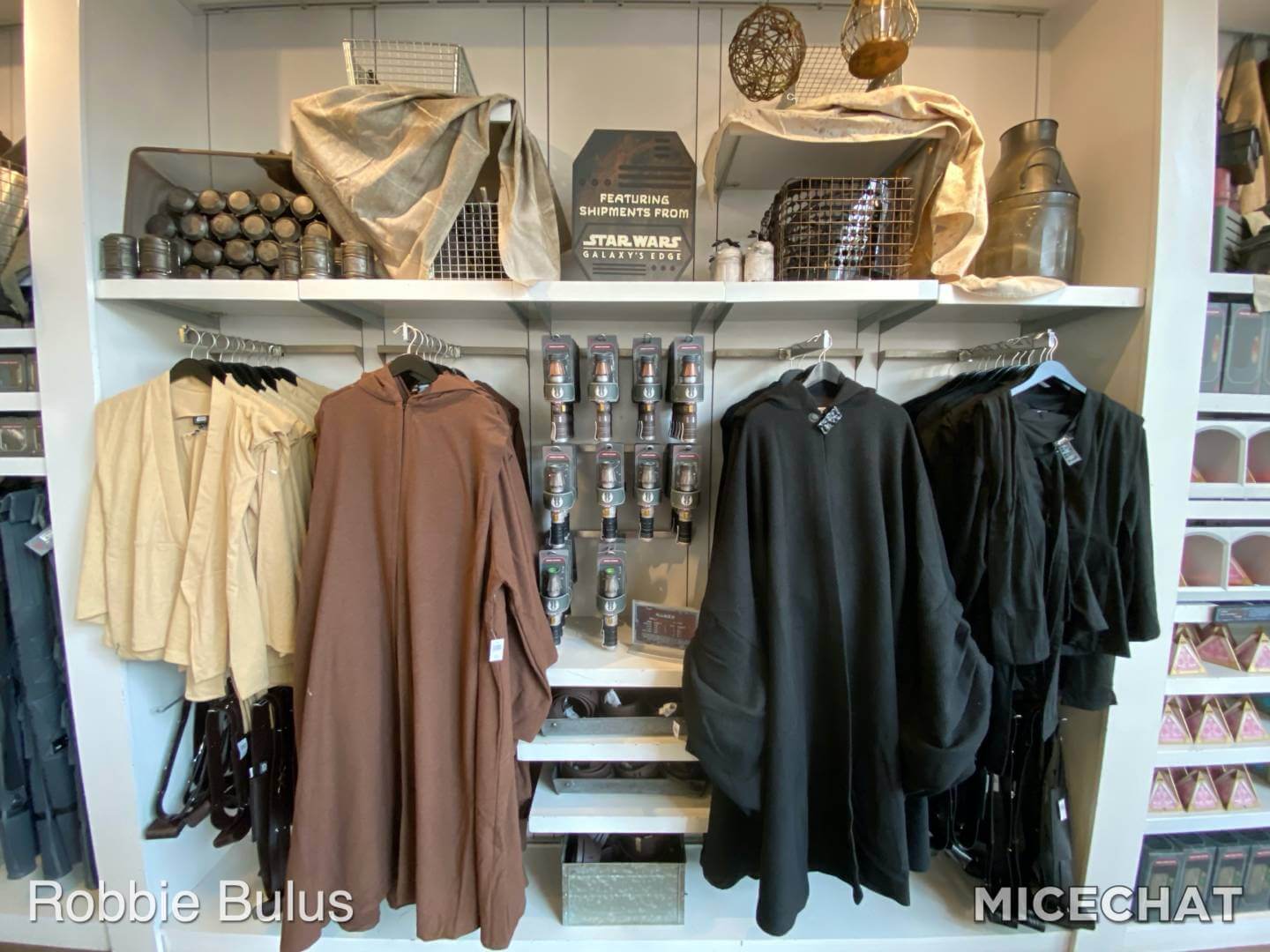 Star Wars Trading Post, Star Wars: Galaxy’s Edge Takes Over Wonderground Gallery at Downtown Disney