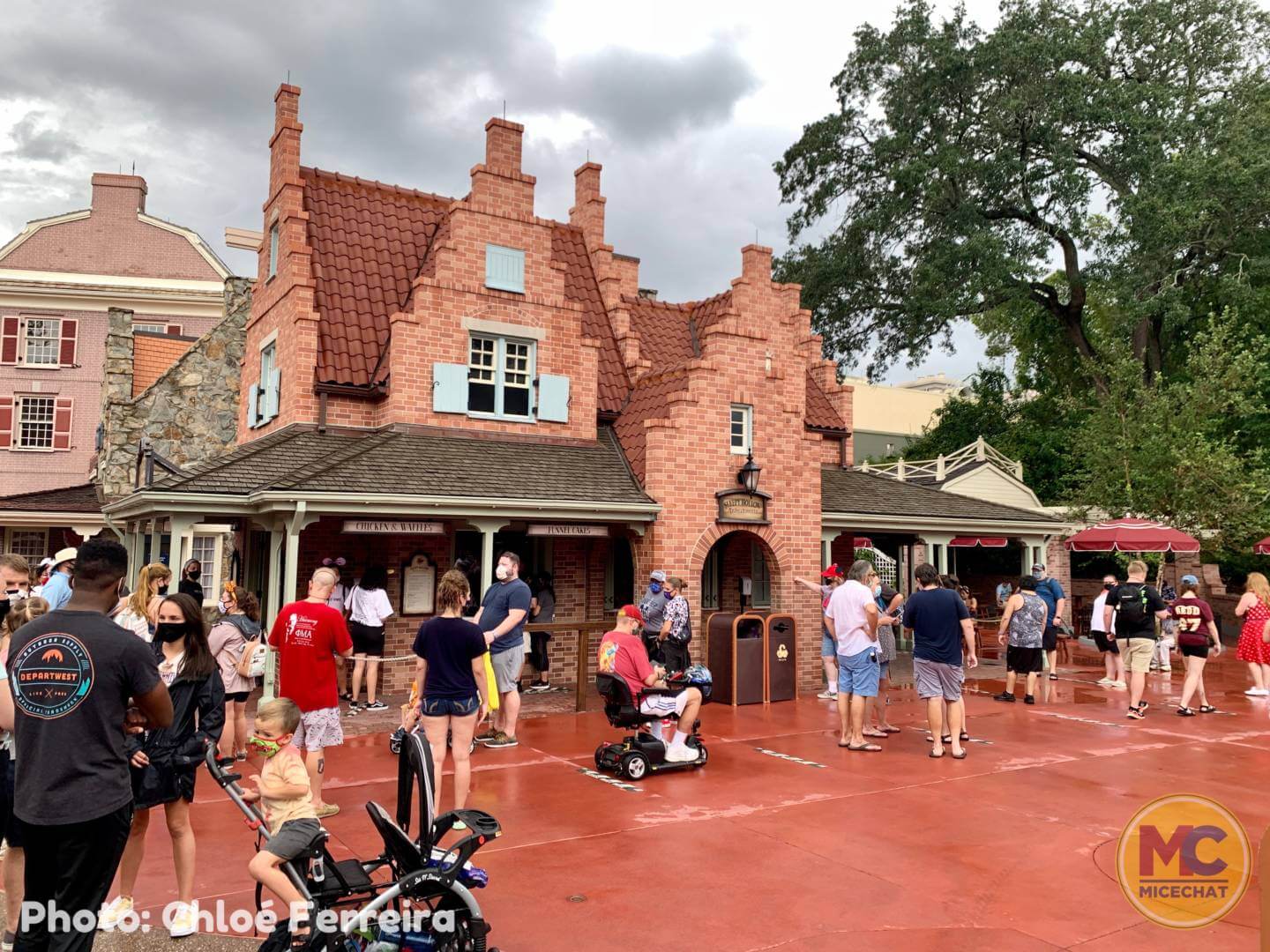 , Walt Disney World Update &#8211; Send Us a Message From Somewhere Beyond!