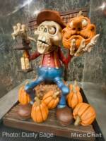 Knotts Fall-O-Weenshopping into the fog art 3-micechat