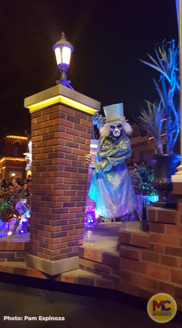 , Disneyland Update – Spooky Skies Over An Empty Kingdom