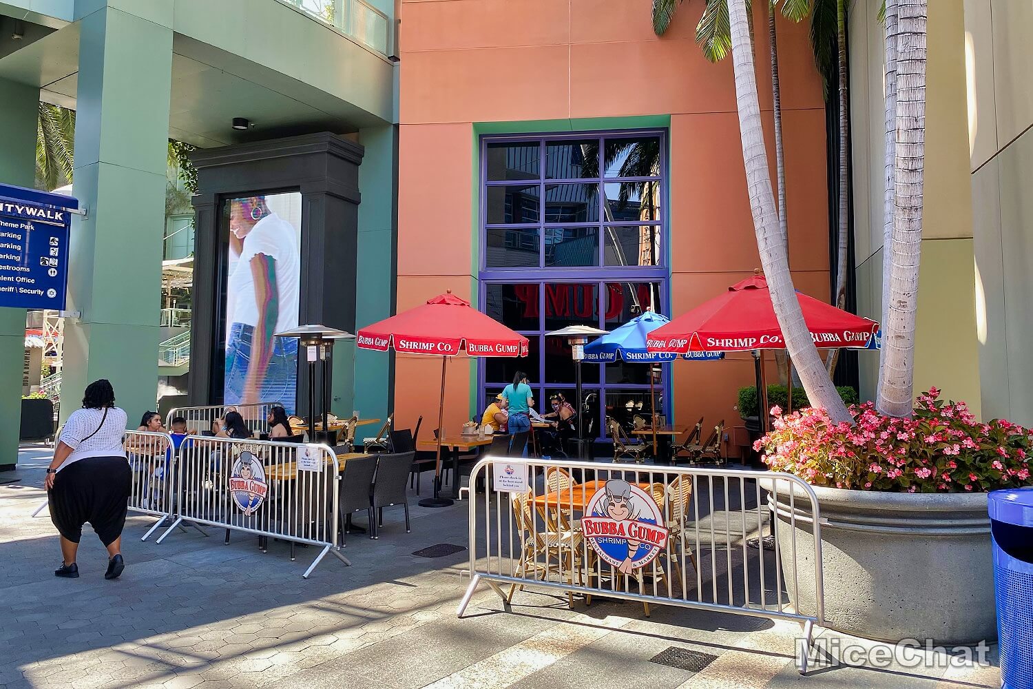 , Universal Hollywood CityWalk &#8211; An Uncrowded Slice of Theme Park Life