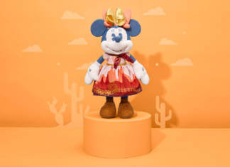 Minnie Mouse Main Attraction Big Thunder Mountain Collection Rolling Your Way September 15