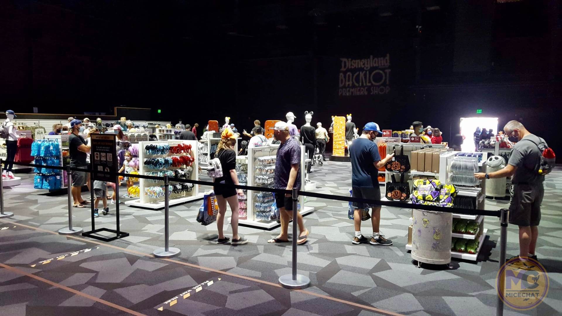 , Disneyland Merchandise Update: Downtown Disney Expansion Now Open!