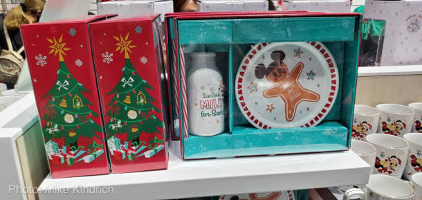 , Disneyland Merchandise Update &#8211; Holiday Items Arrive in Downtown Disney Anaheim!