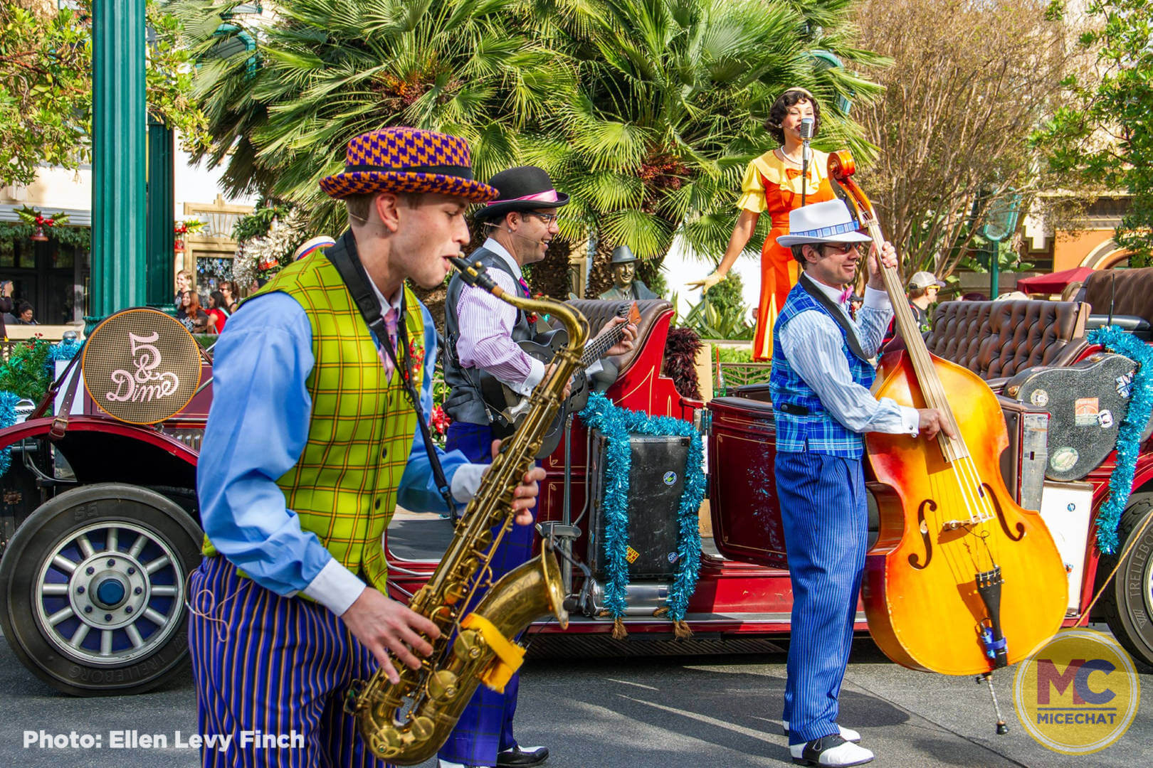 , Disneyland Update: Don&#8217;t Count on Christmas