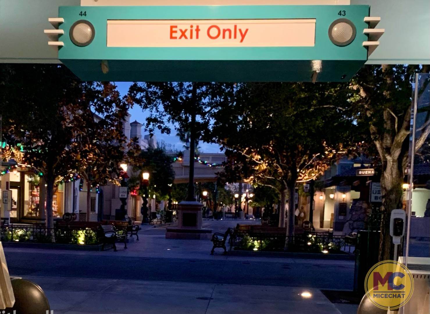 , Disneyland Update – Open and Closed as Disneyland Faces a Purple Christmas