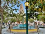 Buena Vista Street Carthay Circle Fountain 2-micechat_sharing