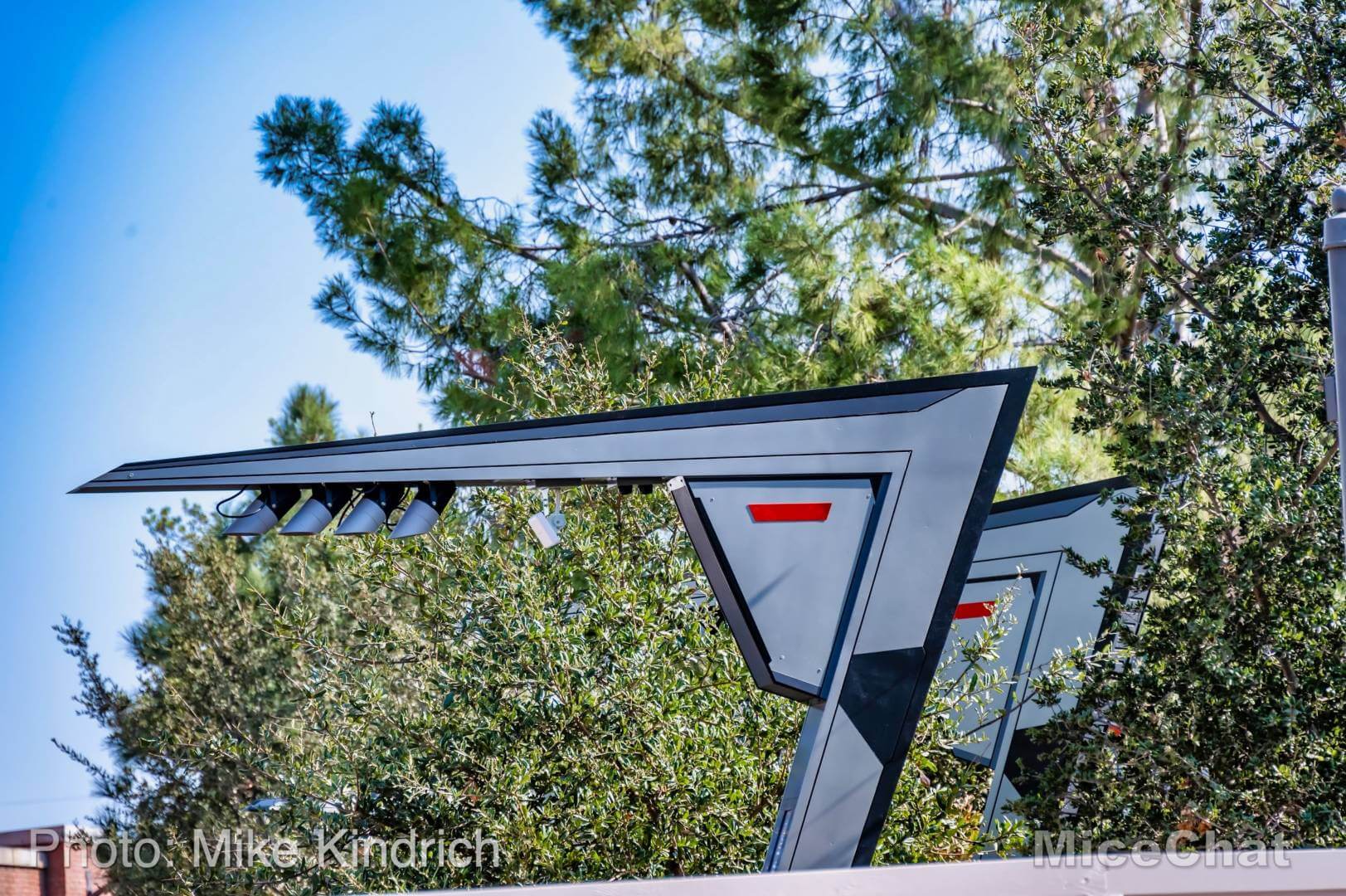 , Disneyland Update – Holiday Hopes and Humbugs