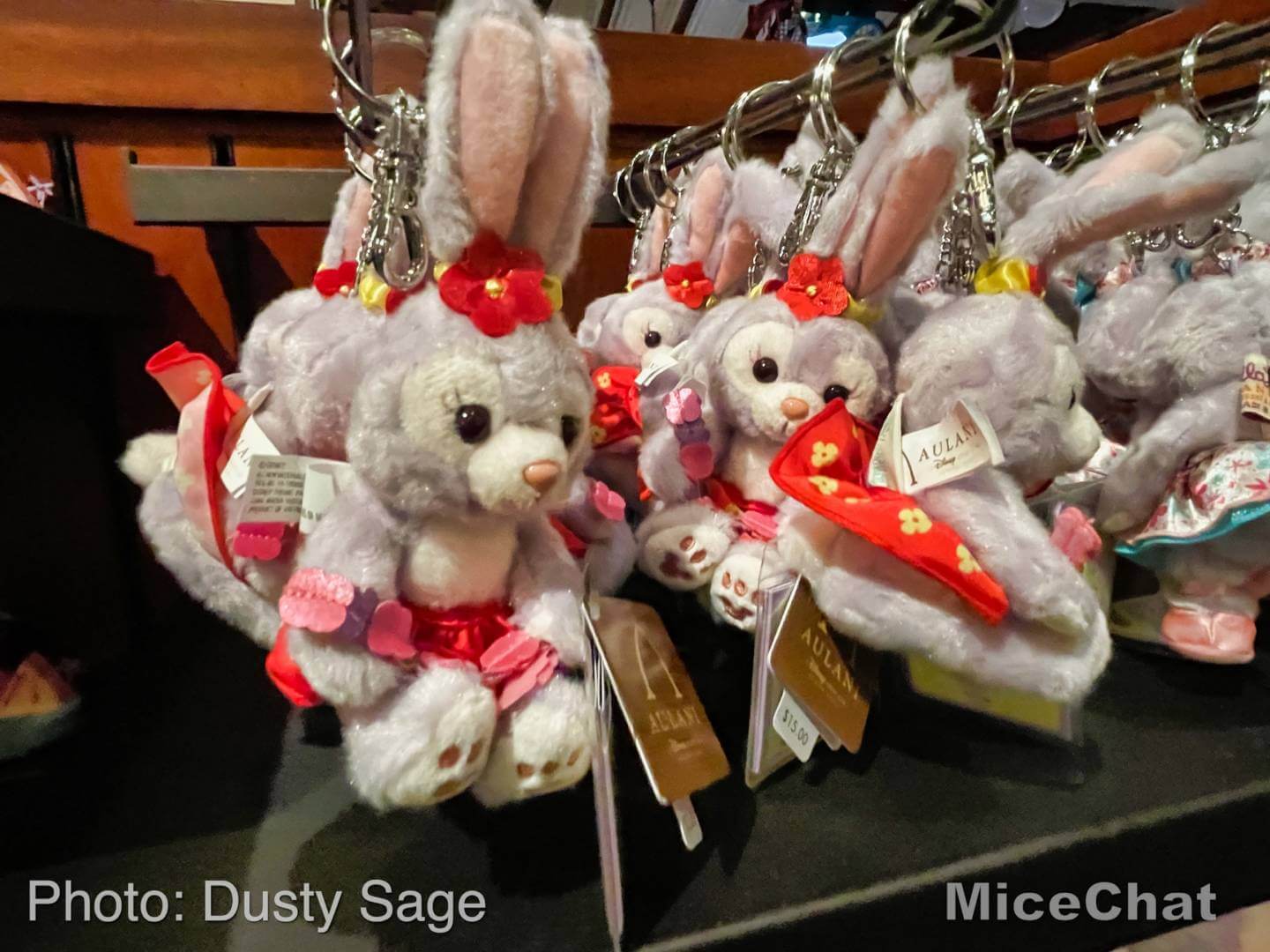 , Disney Merchandise Update: Hula for the Holidays