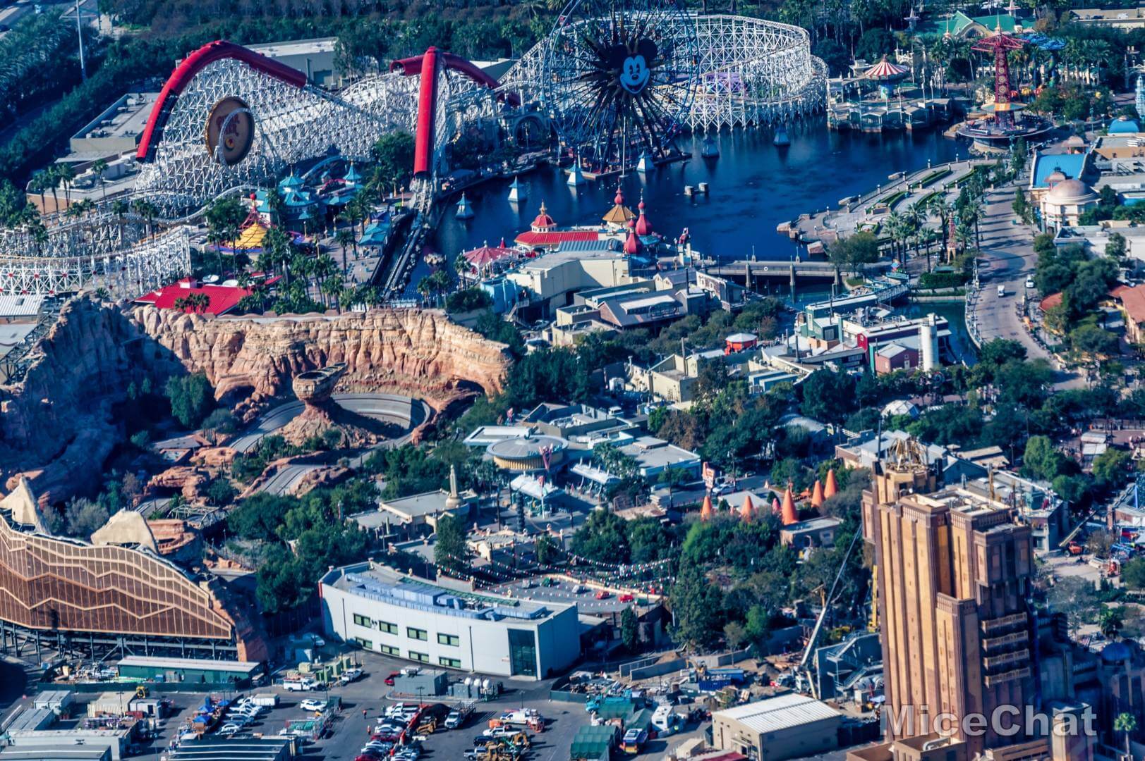 , Disneyland Update – Open and Closed as Disneyland Faces a Purple Christmas
