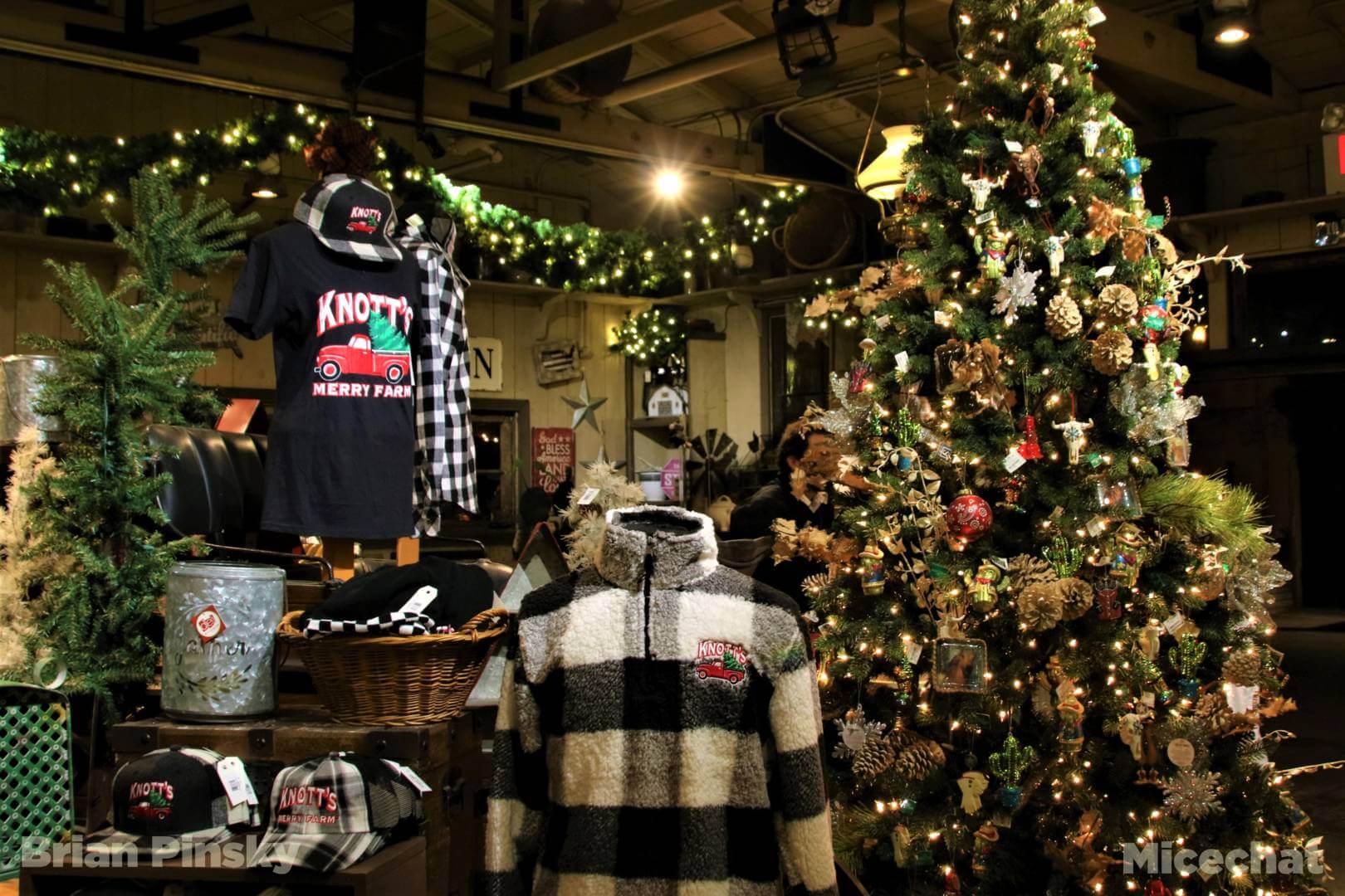 , Taste of Merry Farm is a Feast of Holiday Festivities