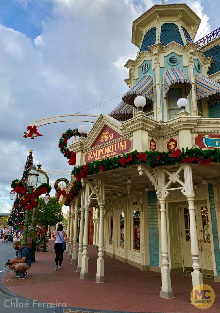 , The Holidays Arrive at Walt Disney World&#8217;s Magic Kingdom!