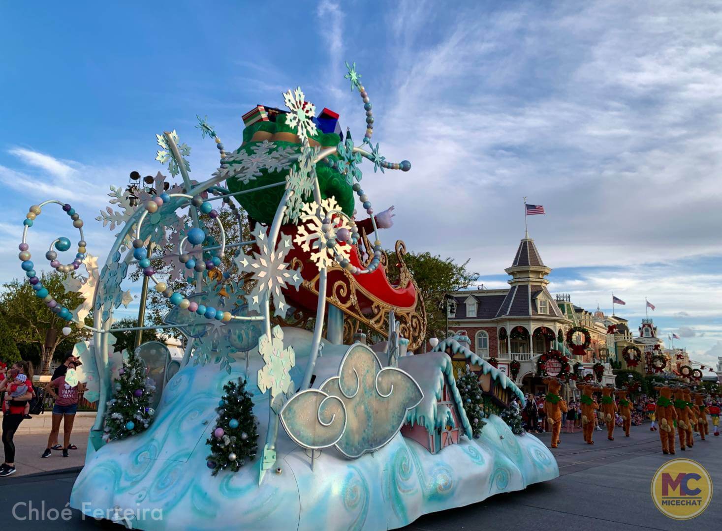 , The Holidays Arrive at Walt Disney World&#8217;s Magic Kingdom!