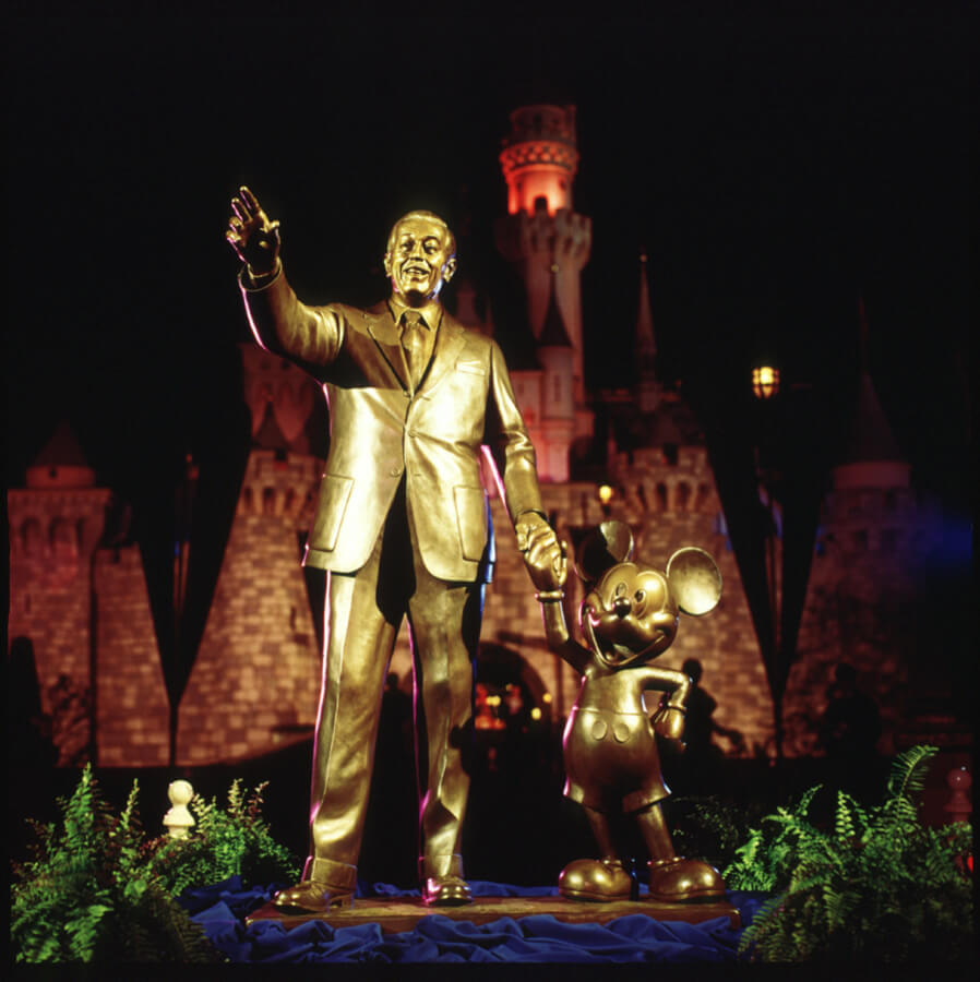 , Disneyland Update – It’s a Small Holiday After All