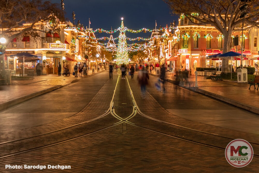 , Disneyland Update &#8211; Open and Closed as Disneyland Faces a Purple Christmas