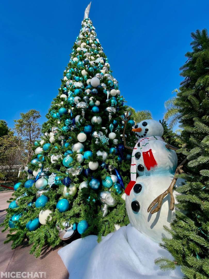 , Disneyland Update &#8211; It&#8217;s a Small Holiday After All