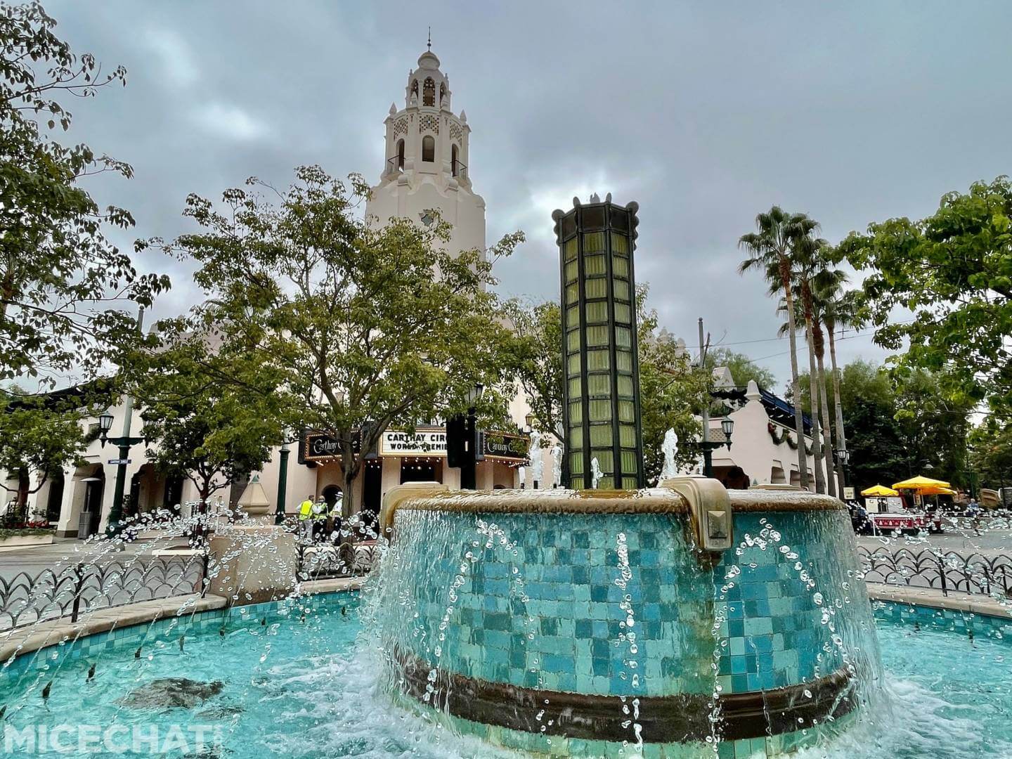 , Disneyland Update – Holiday Hopes and Humbugs