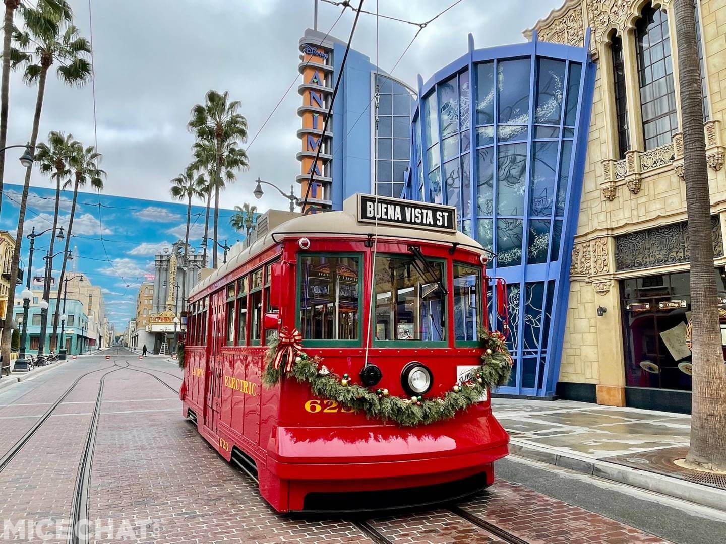 , Disneyland Update – Holiday Hopes and Humbugs
