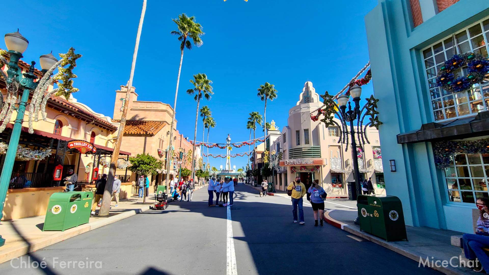 , Walt Disney World Update – Holiday Surprises & Hollywood Kitsch