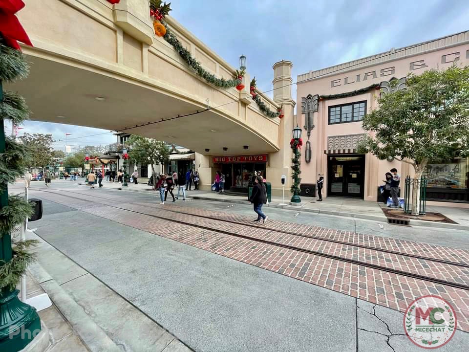 , UPDATED Disneyland News!!!  Two Steps Forward and Two Steps Back