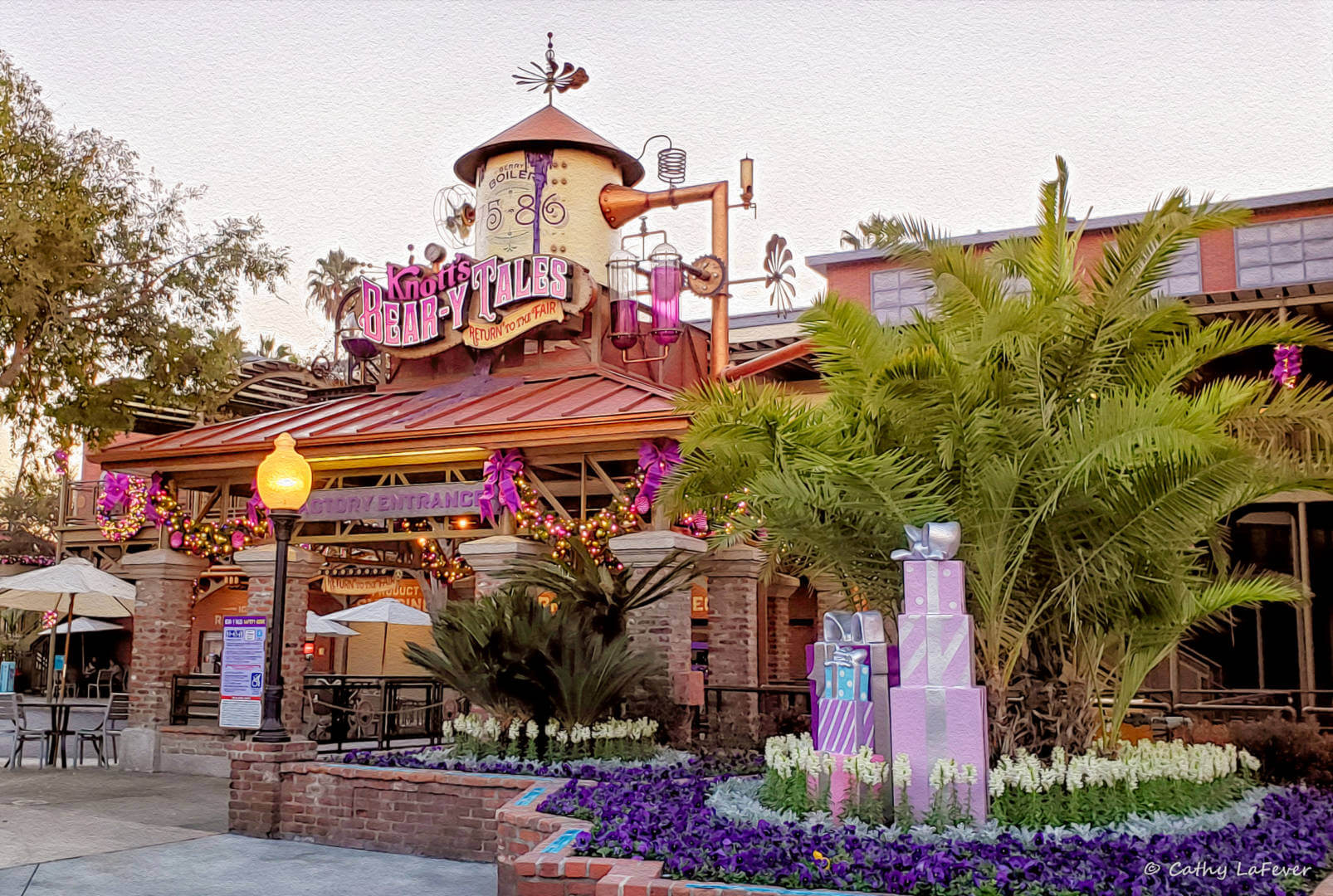, Knott’s Gets Crafty For Christmas