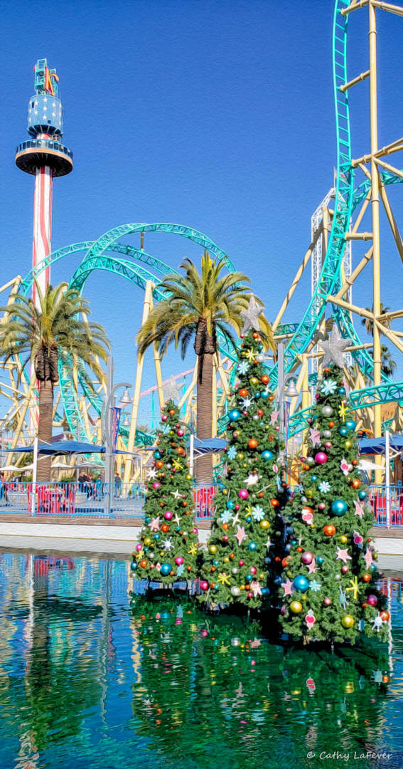 , Knott&#8217;s Gets Crafty For Christmas