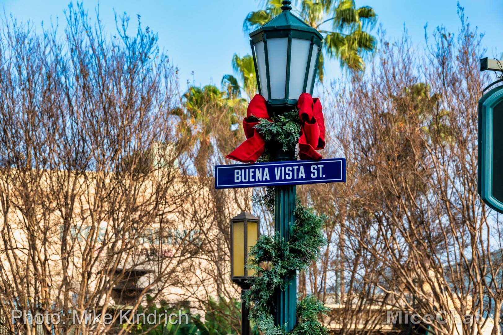 , Disneyland Resort Update – Holiday Twist and Avengers Surprise
