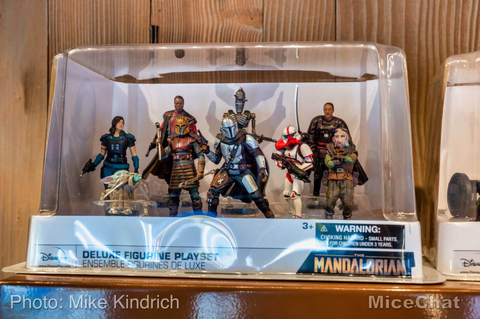 , Disneyland Resort Update – Holiday Twist and Avengers Surprise