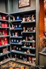 Buena Vista Street off the page disney figurines-micechat_sharing