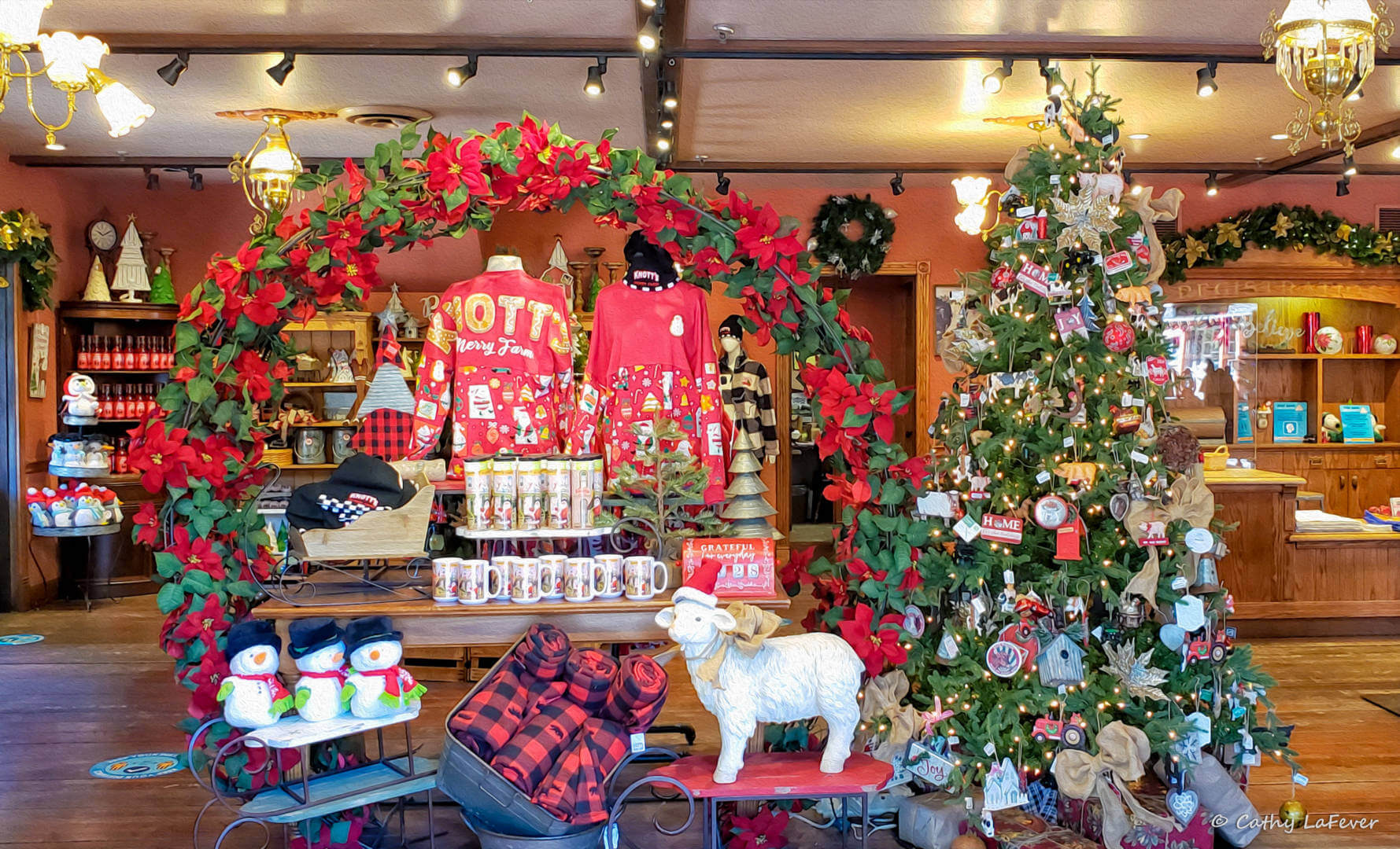 , Knott&#8217;s Gets Crafty For Christmas