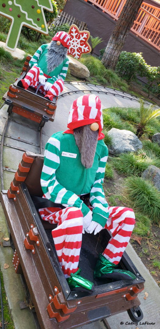 , Knott’s Gets Crafty For Christmas