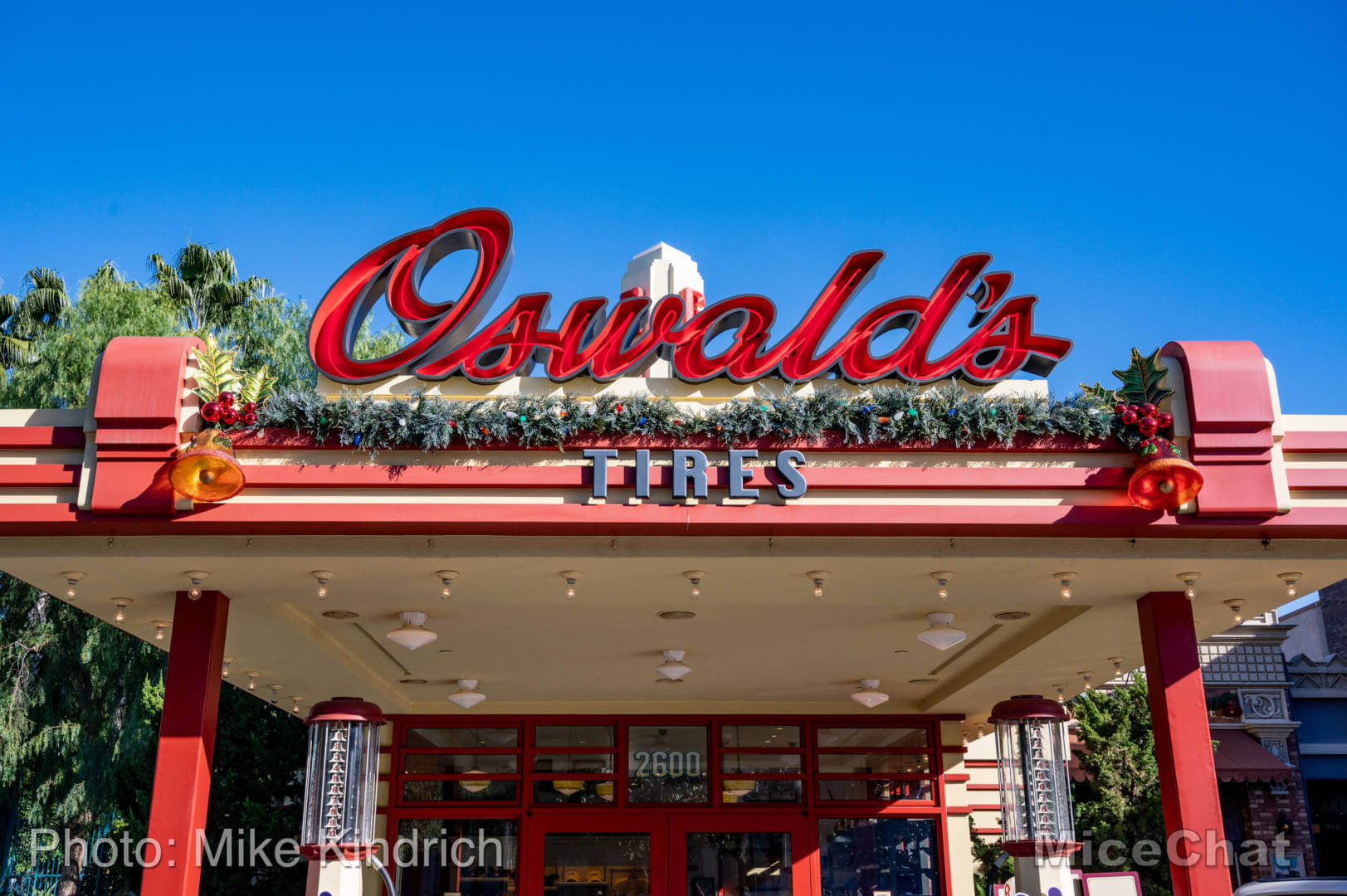 , Disneyland Update – Christmas on Ice for the Naughty and Nice