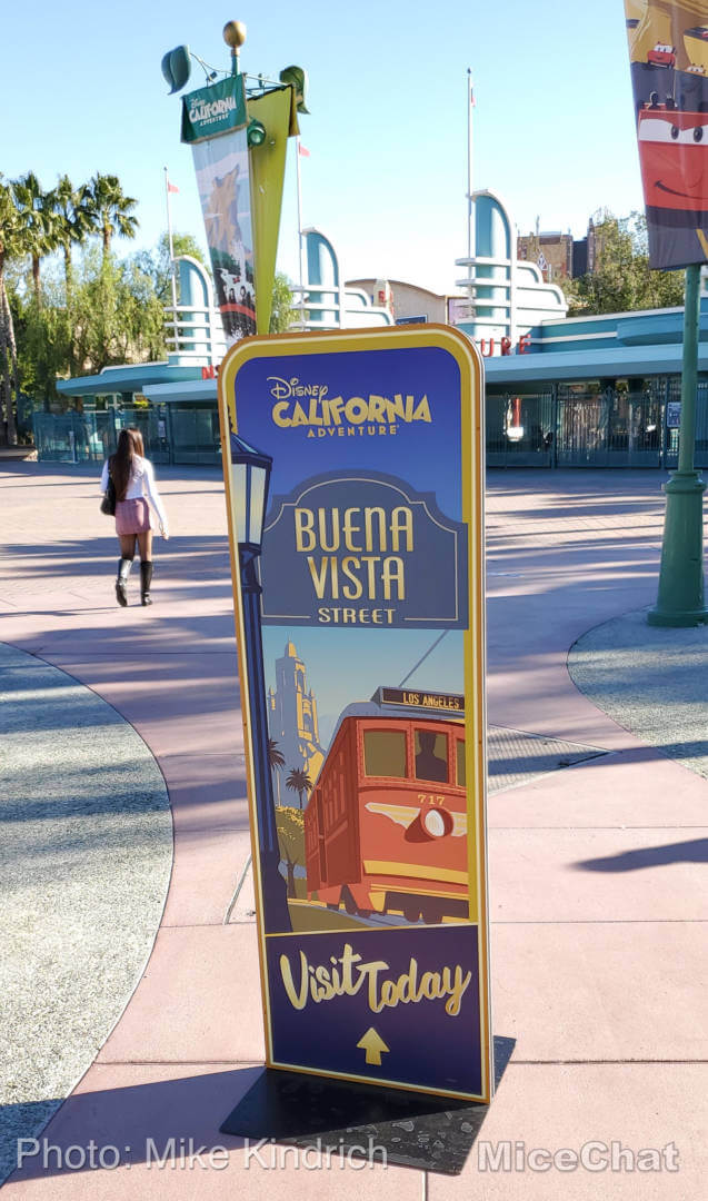 , Disneyland Update – Christmas on Ice for the Naughty and Nice